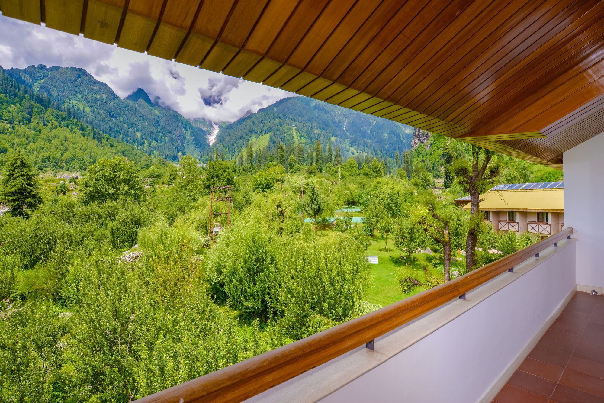 Solang Valley Resort Palchan Exterior photo